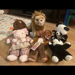 Stuffed animal lot